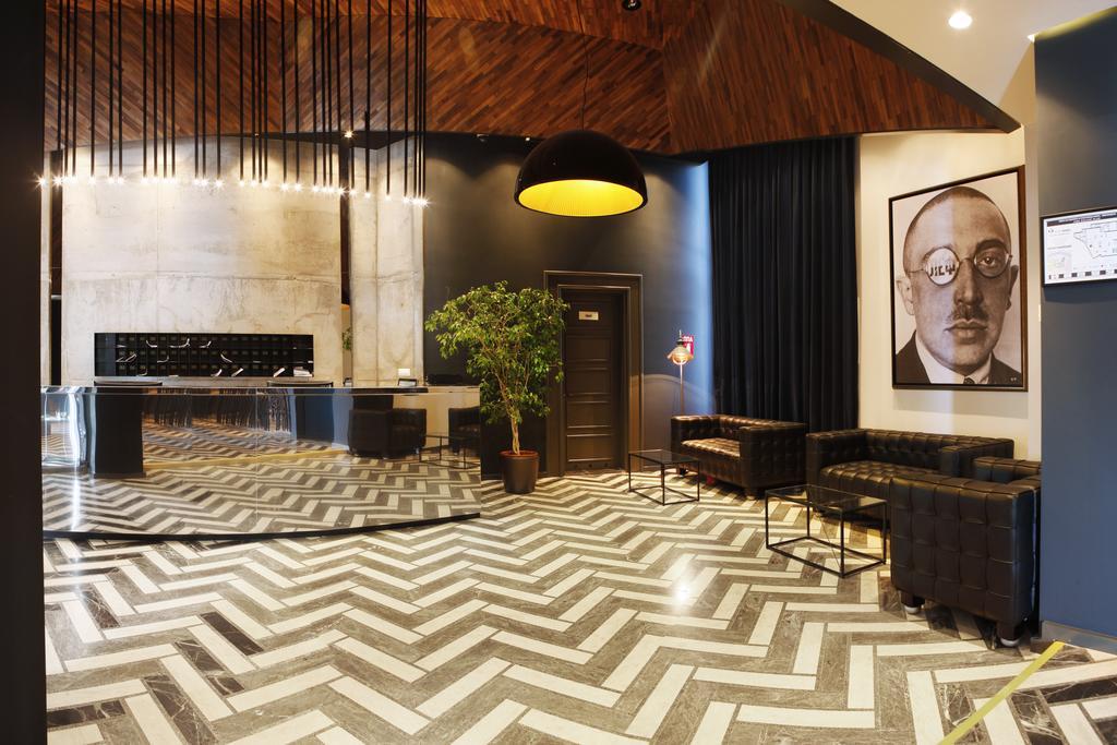 Hotel Russia スコピエ エクステリア 写真