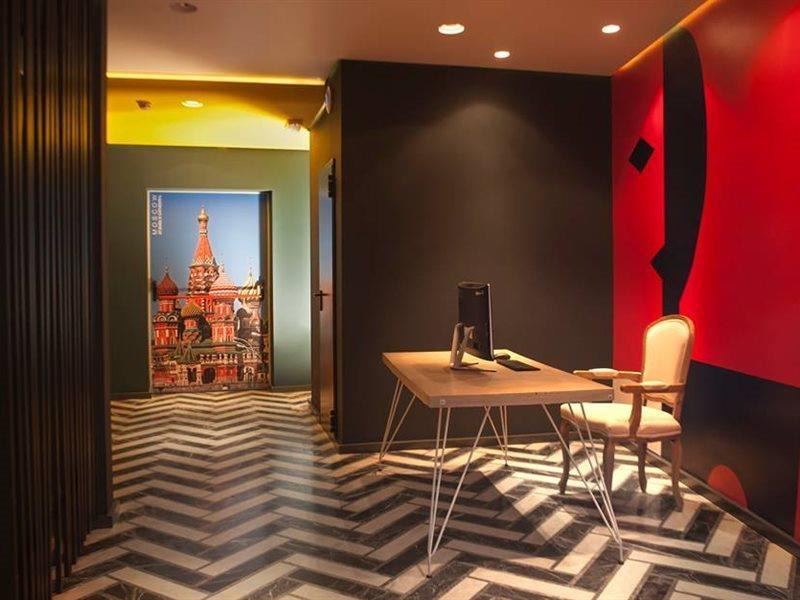 Hotel Russia スコピエ エクステリア 写真